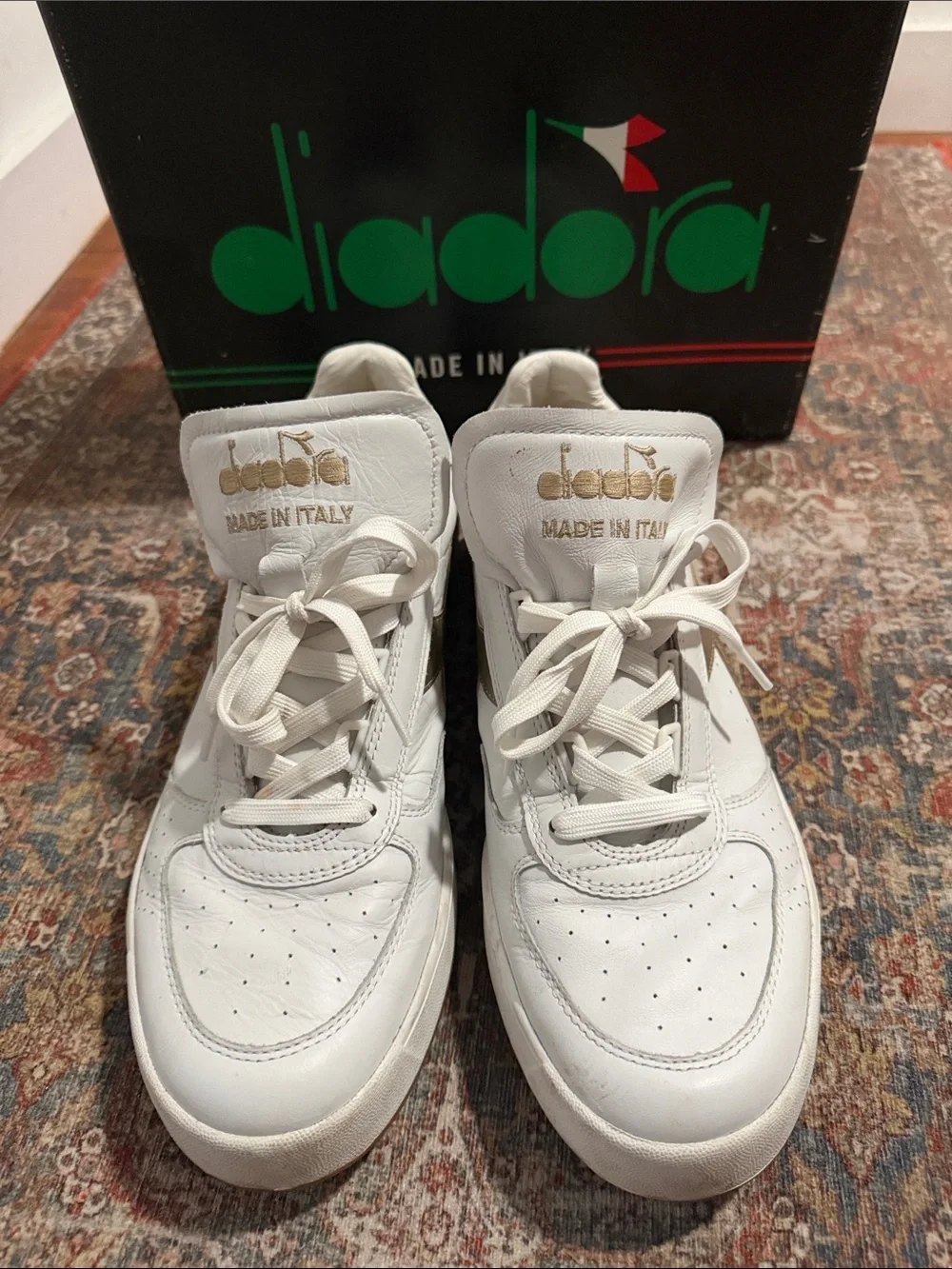 Diadora low top